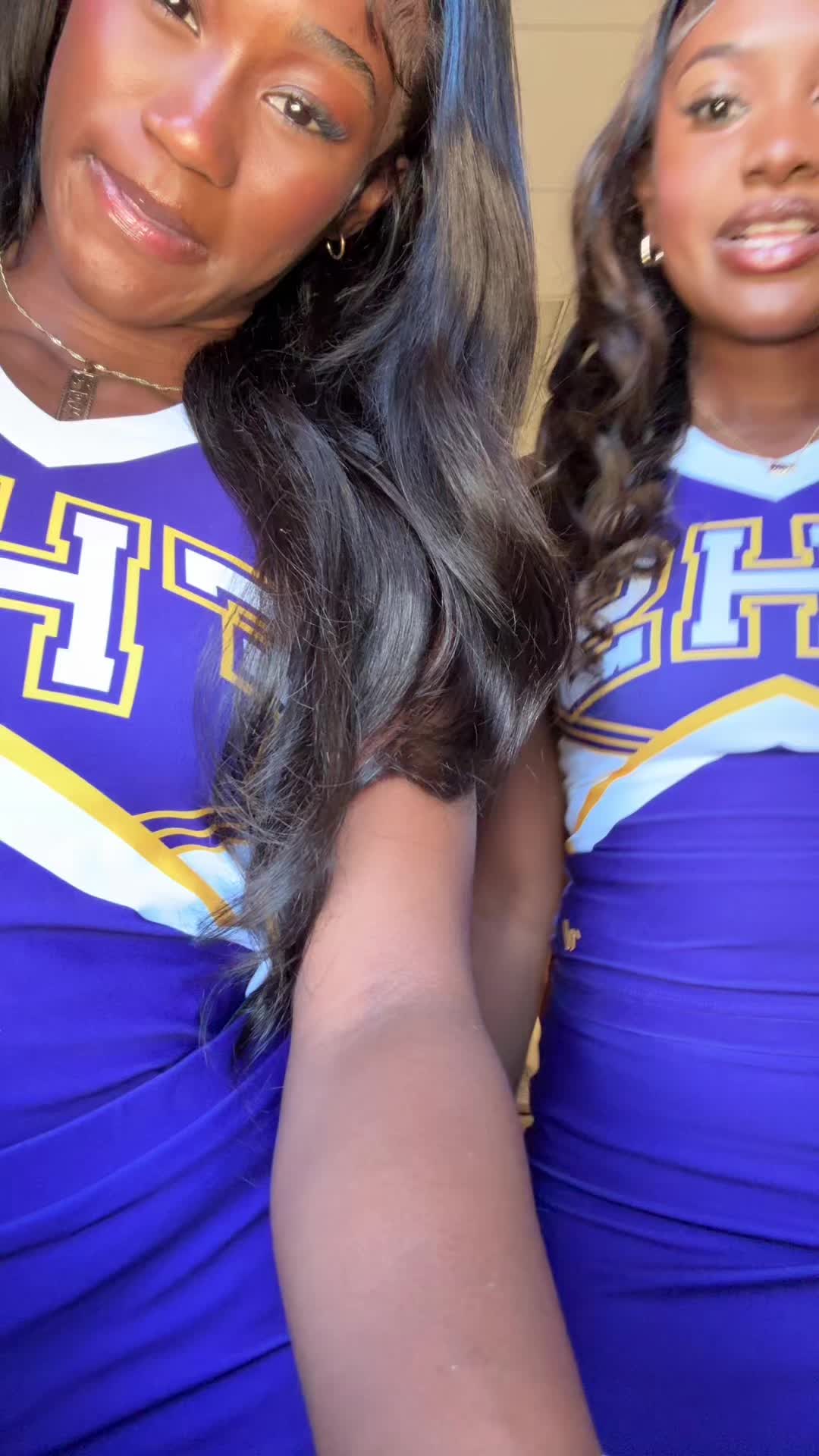 @aleka.