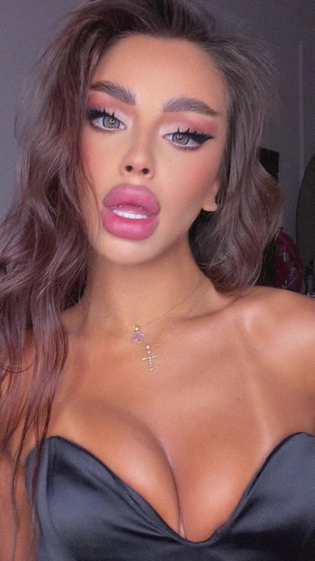 @adelinamarhuda