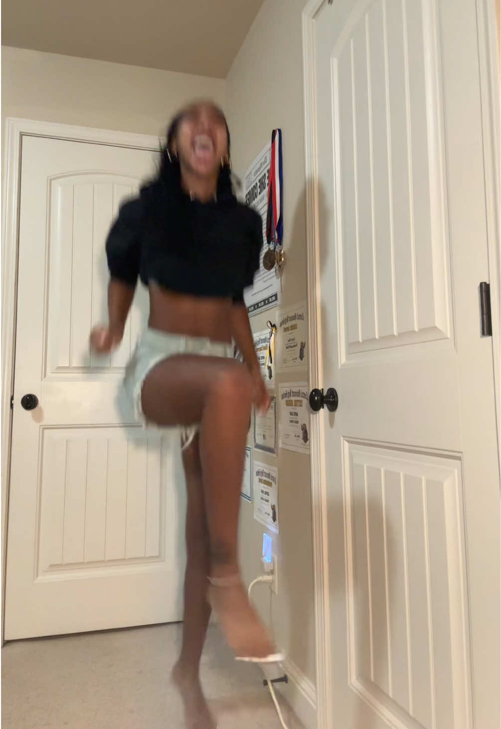 @AdoreAryy