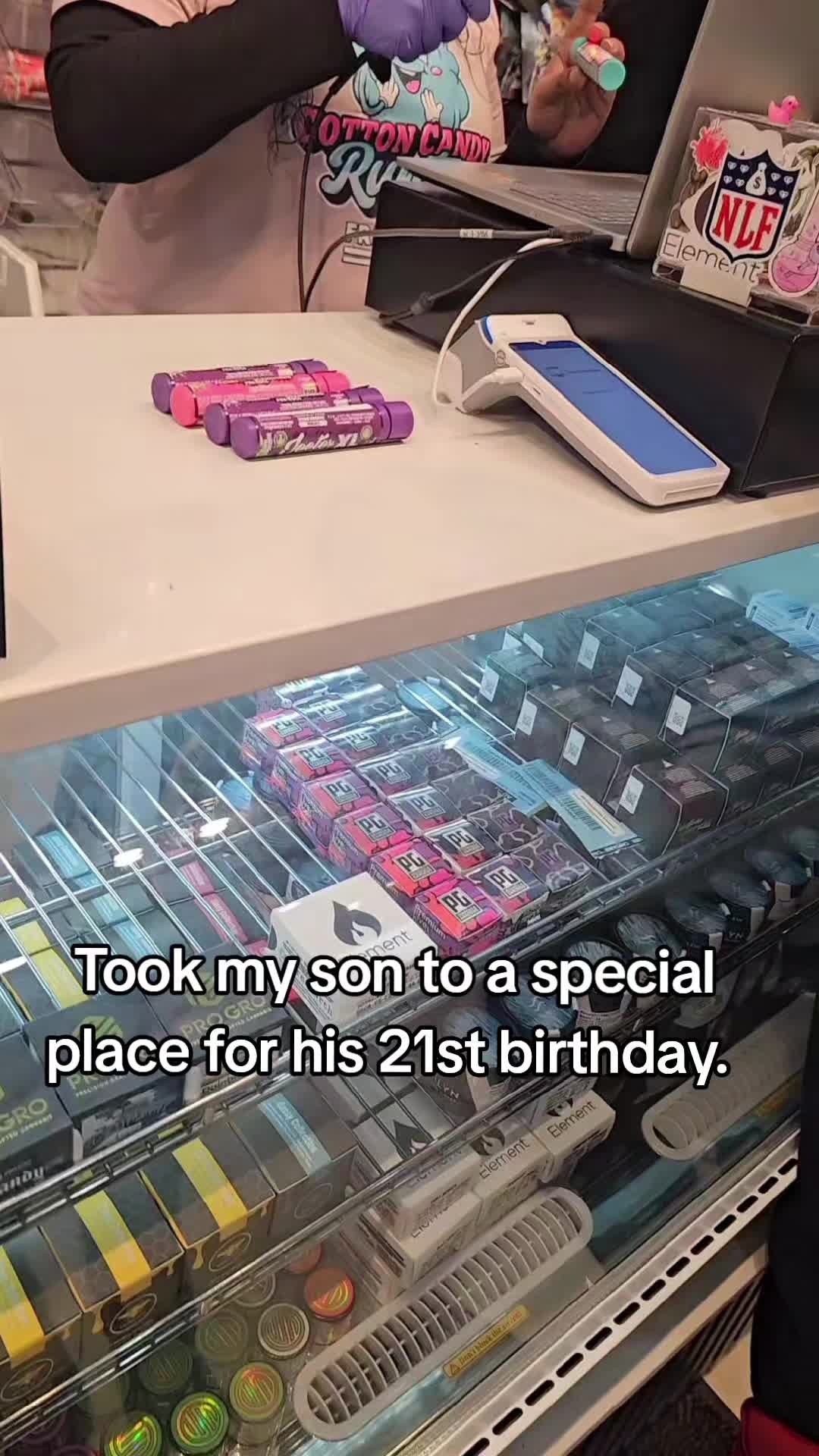 @Jewelzz