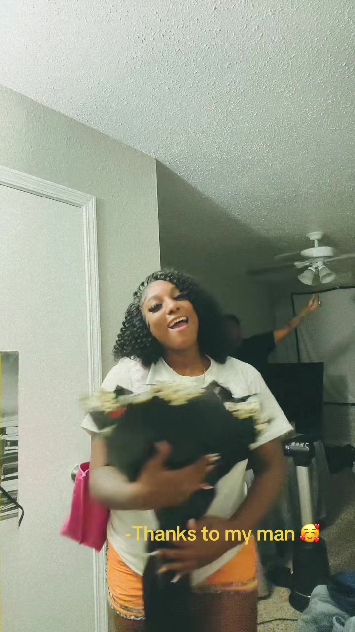 @Alayzia.j