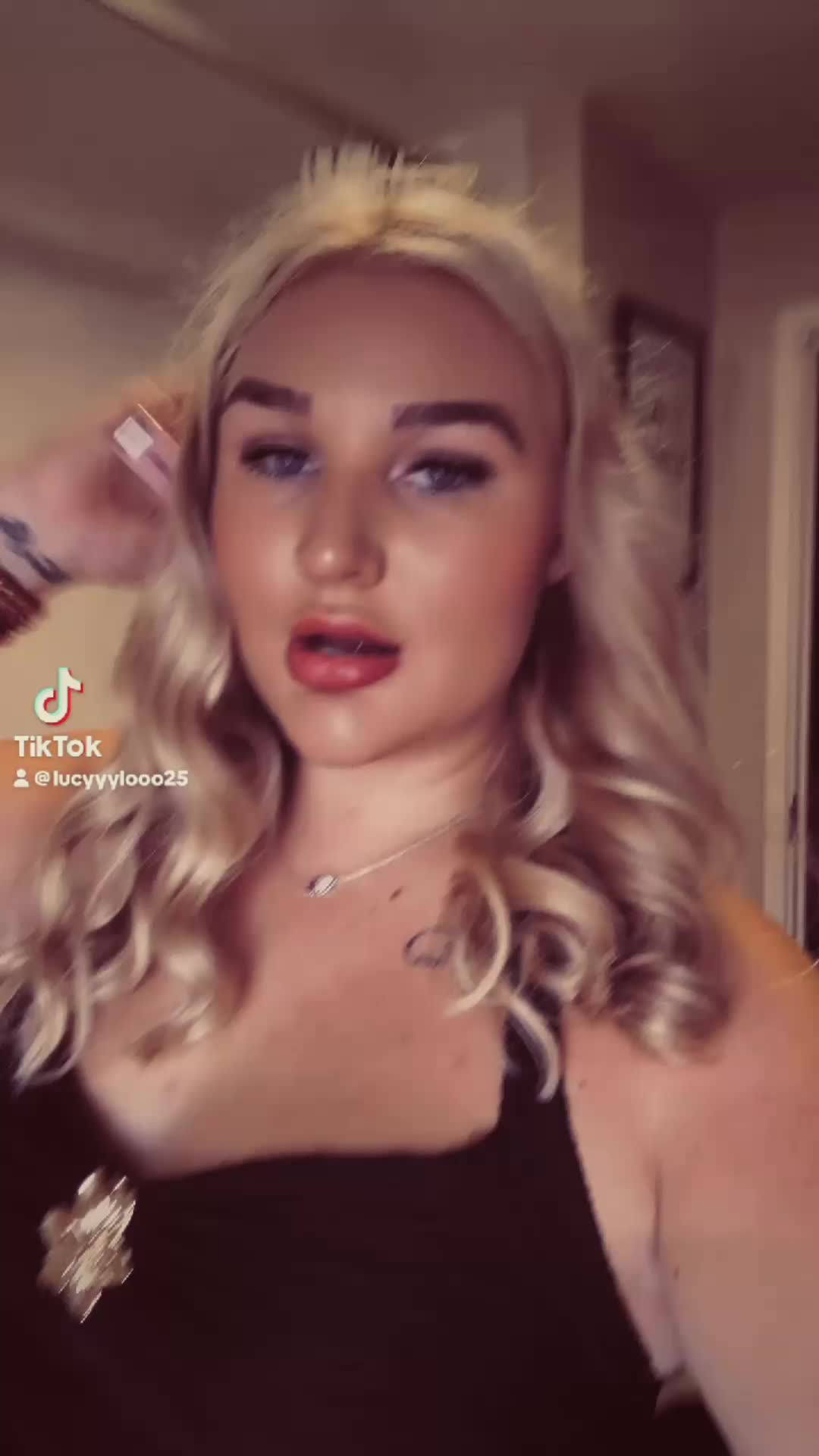 @lucyyylooo25