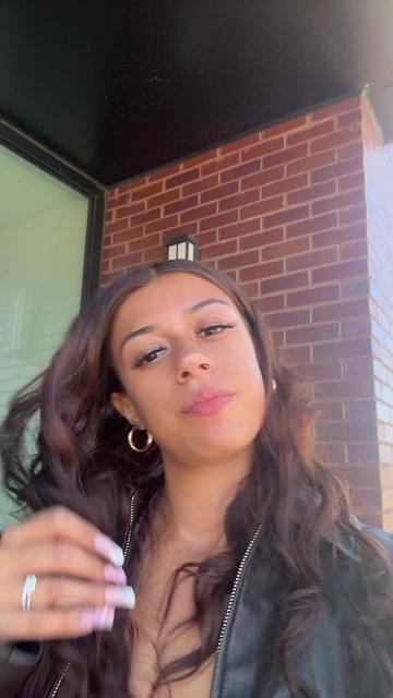 @Dee._queen_2.0