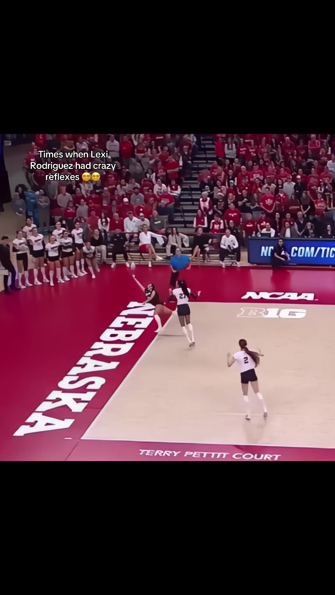 @Women’s Volleyball