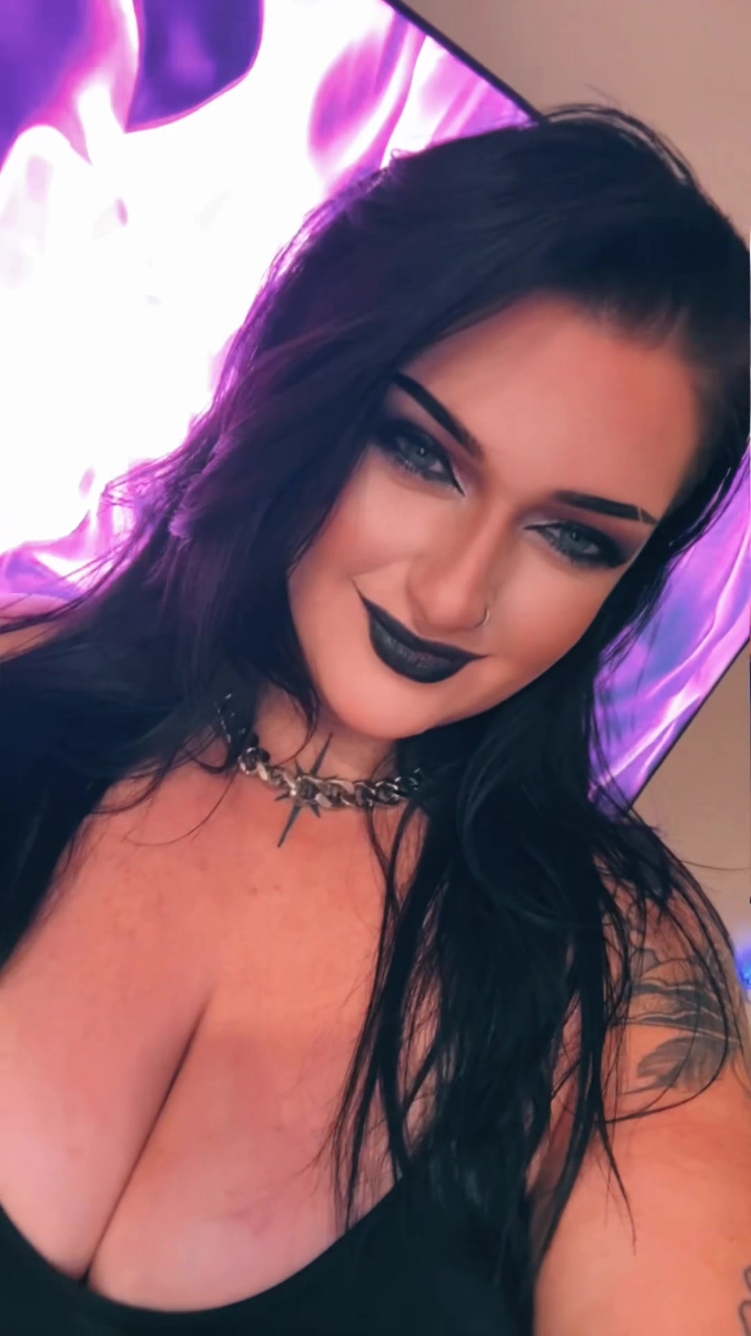 @Gothicccccc