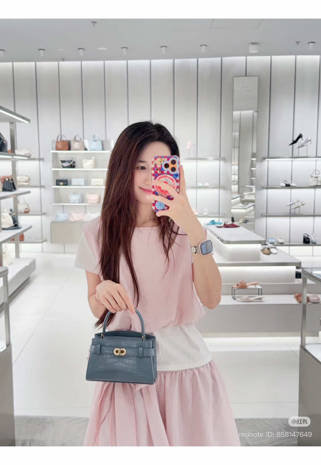 @Rebell-Beauty Space