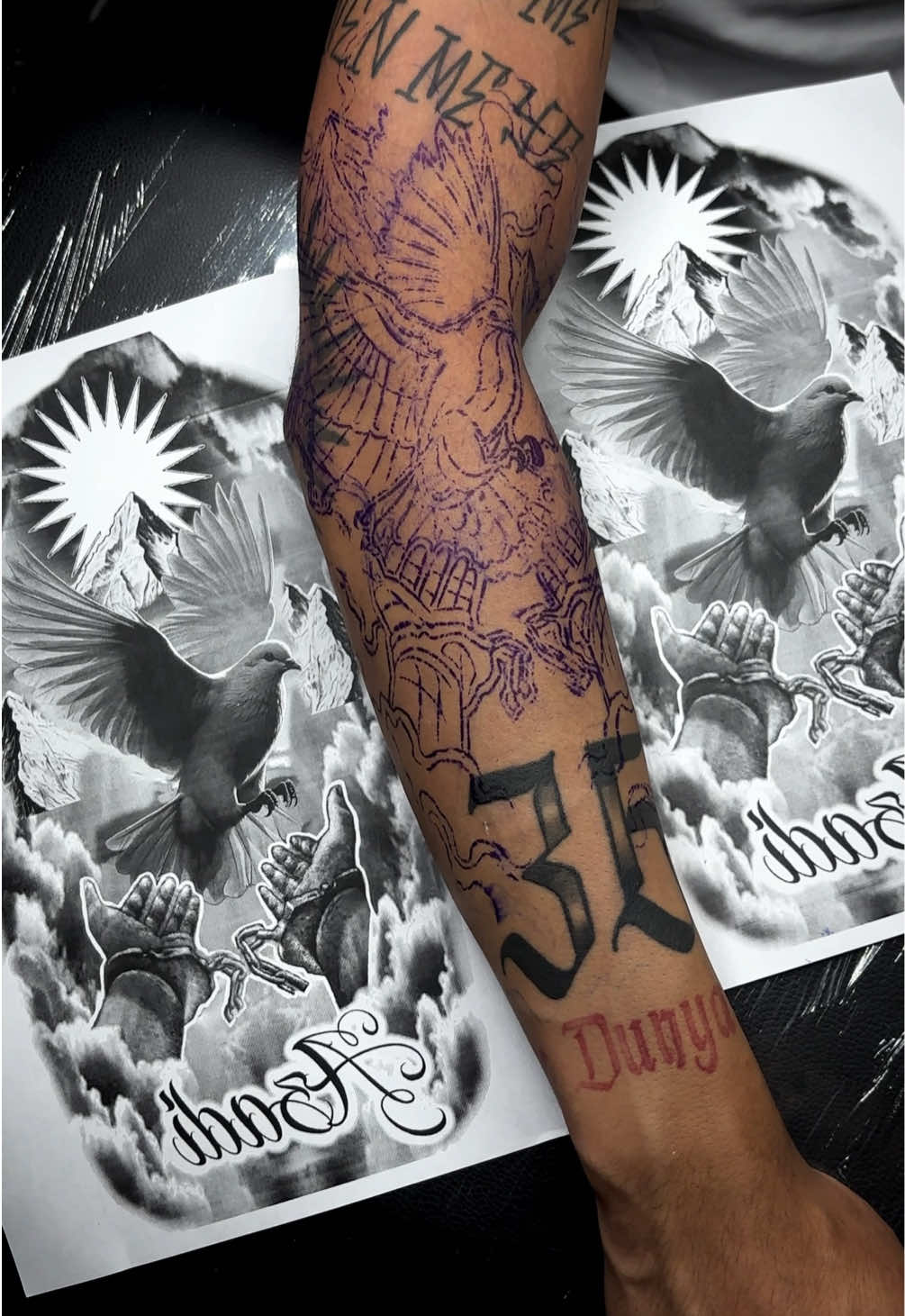 @Stue Tattoo World