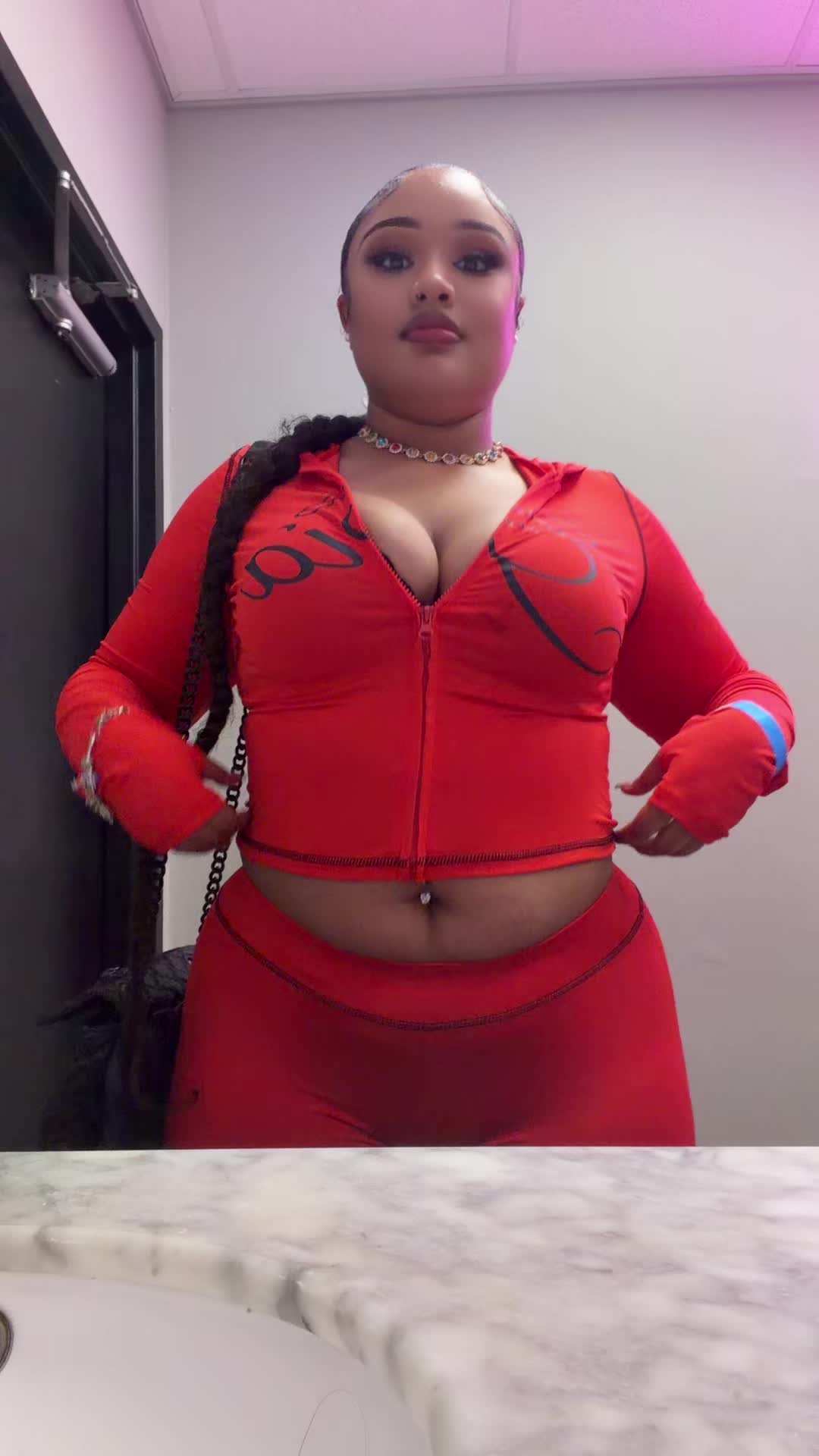 @It’s SIMONE to you b!tches