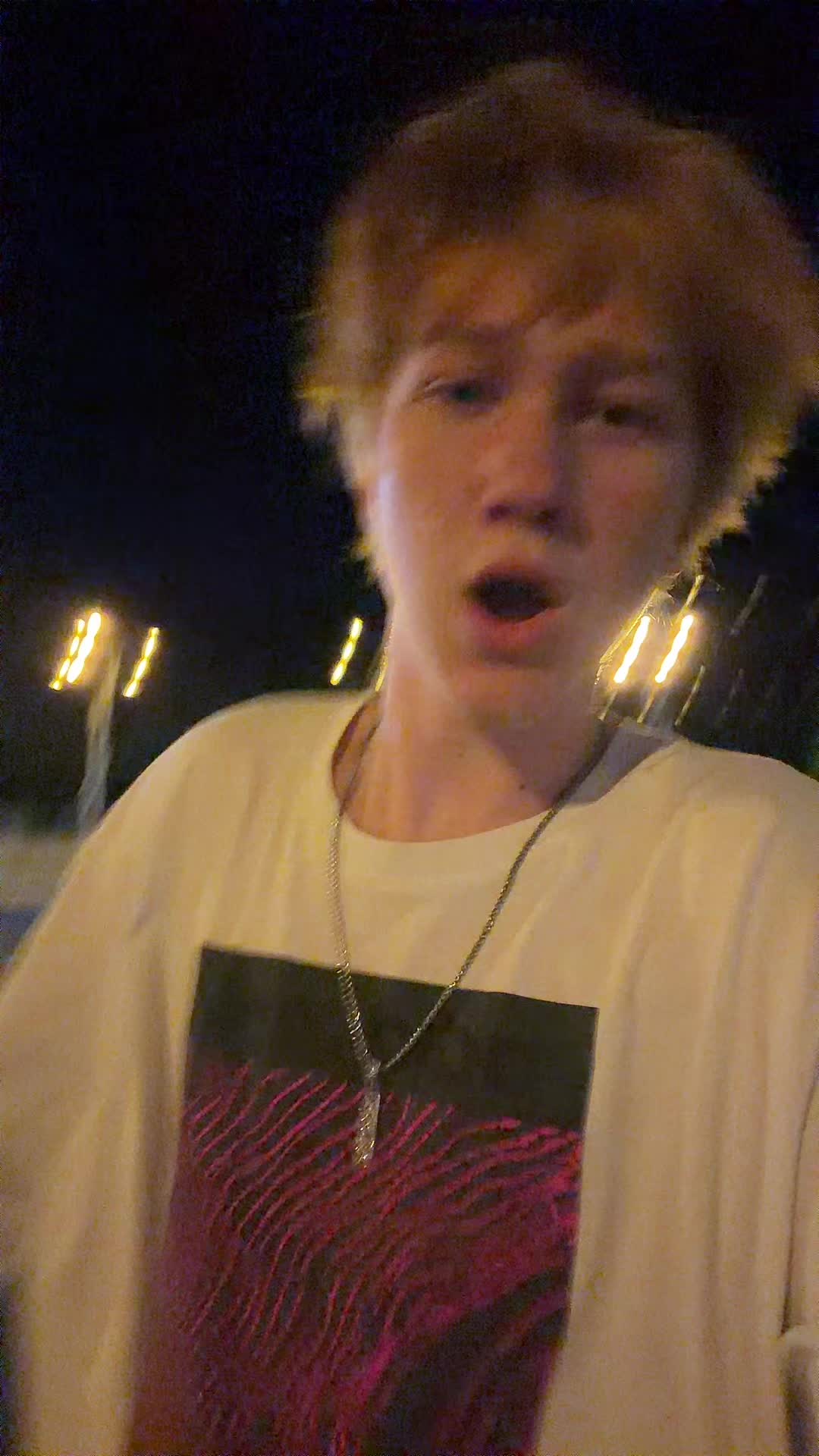 @artemryziy🫧