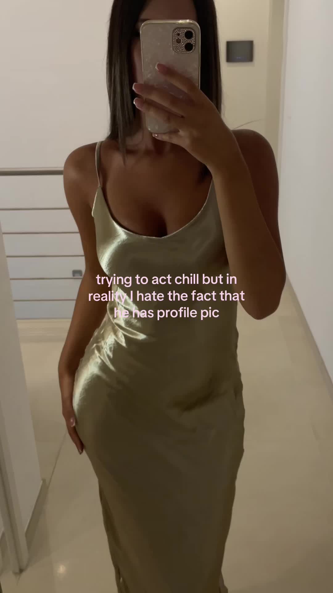 @𝒜𓃮