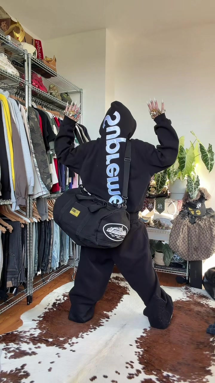 @loeiza 🐦🔥