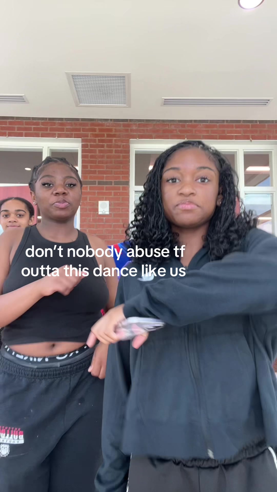 @momma mia