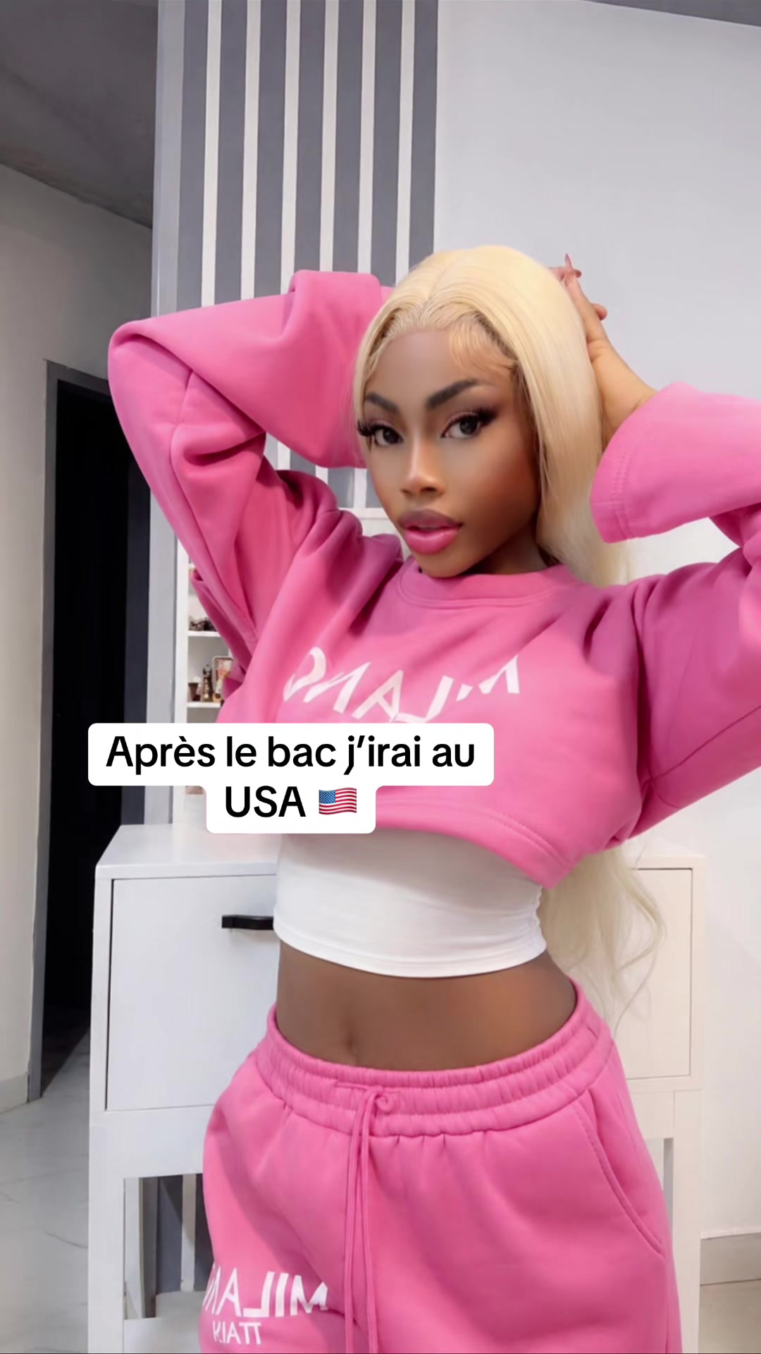 @𝐃𝐨𝐥𝐯𝐢 𝐋𝐨𝐮𝐧𝐚🌸