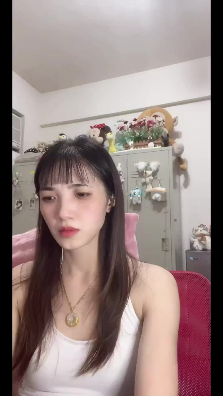 @ɱíʈ_ướʈ_37 💍
