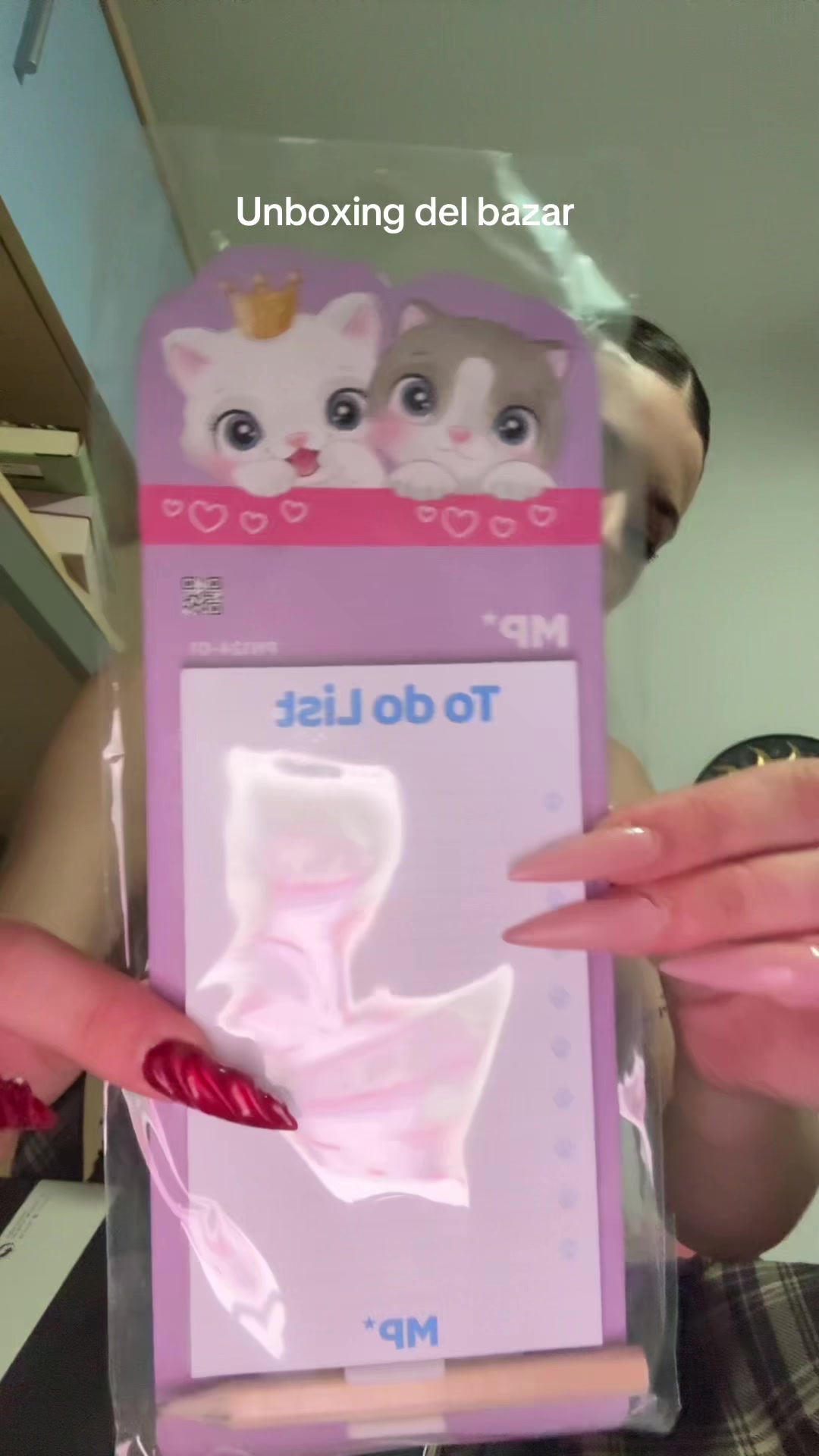 @minadamnnailz