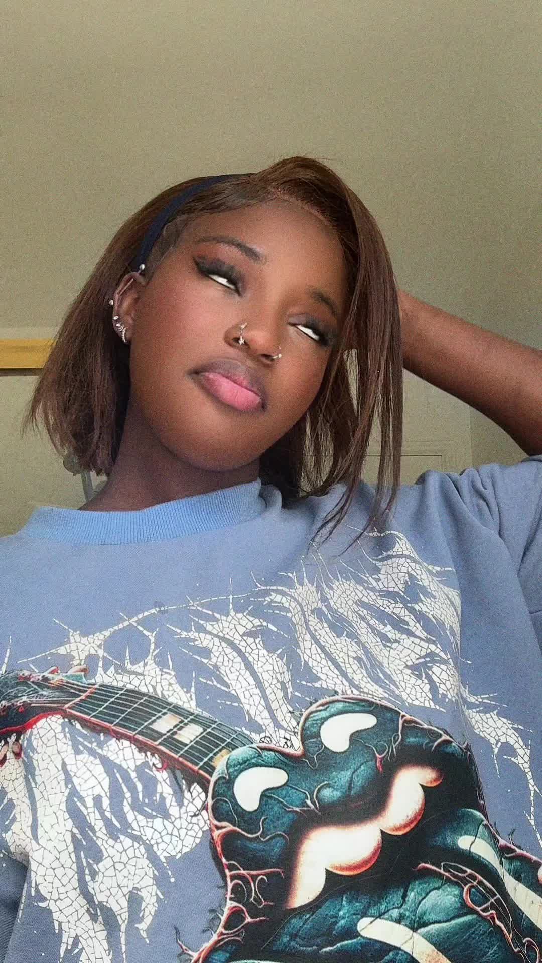 @𝕸𝖔𝖒𝖒𝖞𝖈𝖍𝖔𝖈𝖔𝖑𝖆𝖙𝖊