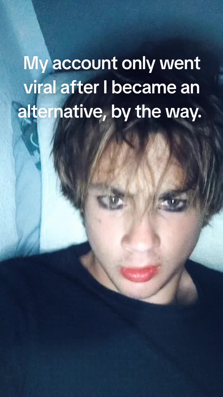 @🦇🕸𝐄𝐋𝐈𝐍🕸🦇