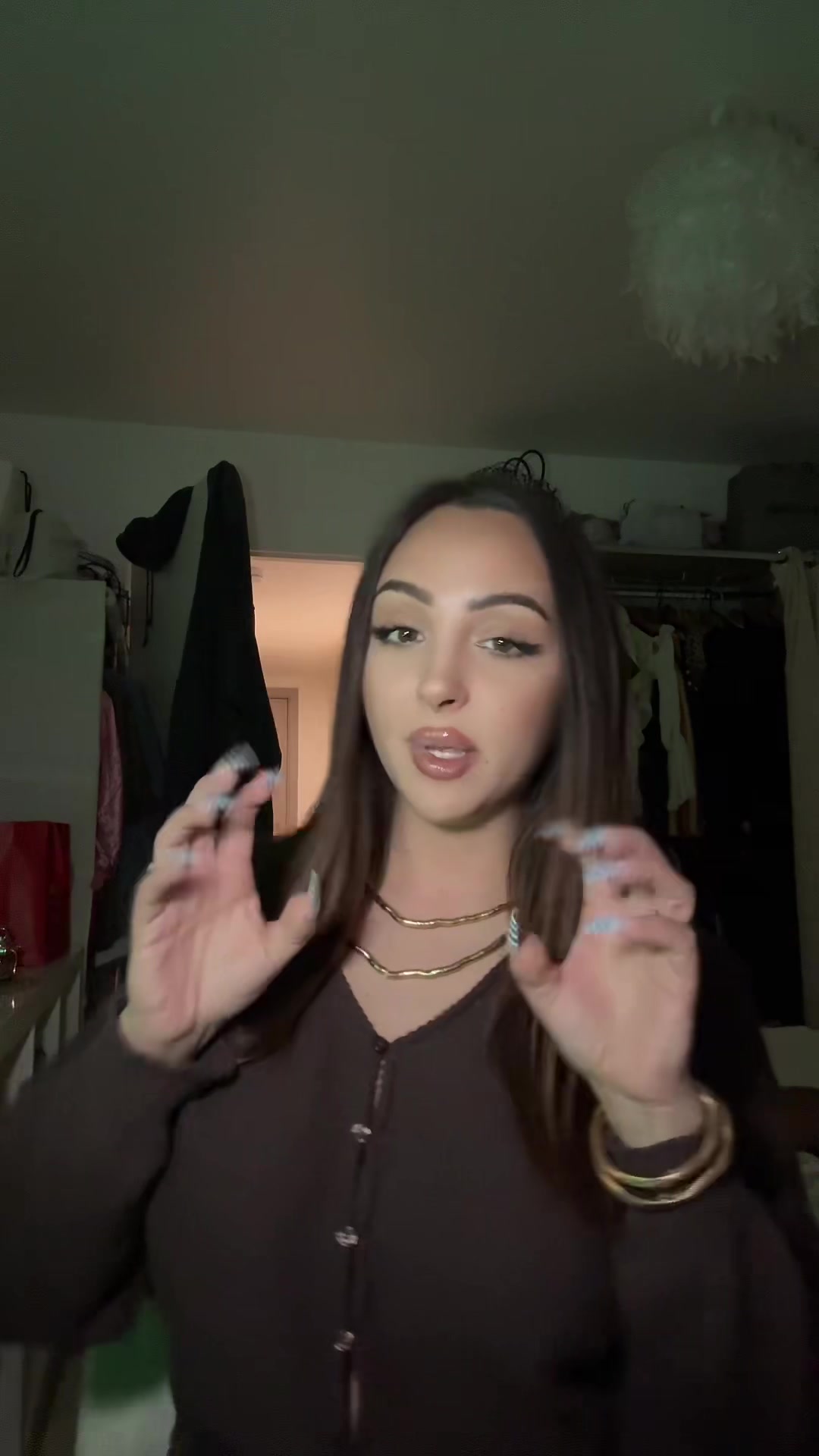 @naelleostra
