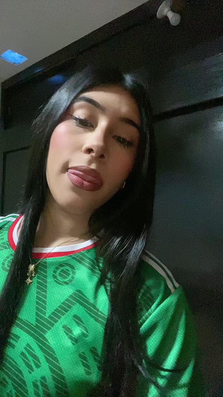 @mera