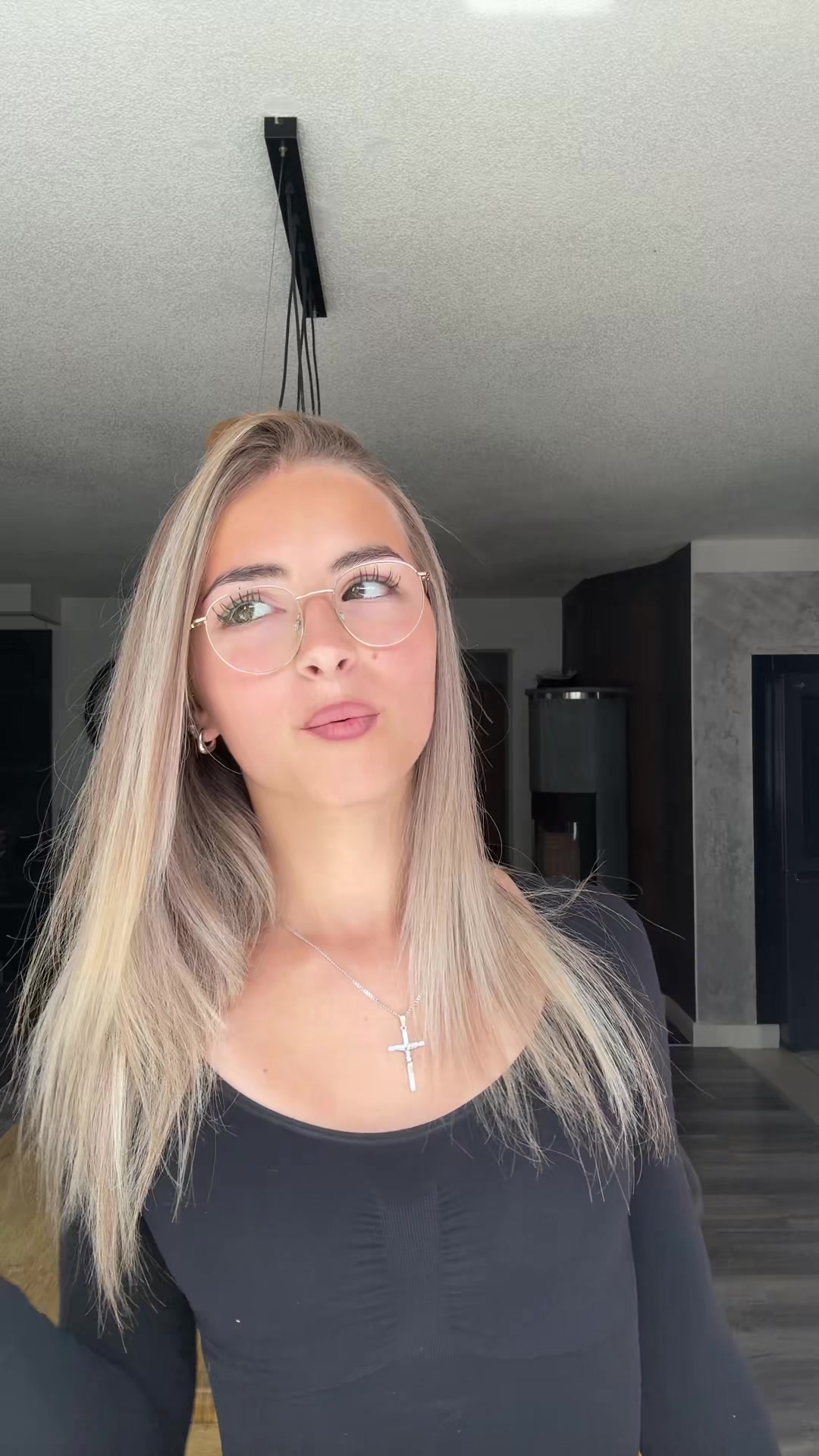 @𝐋𝐢𝐚𝐧𝐚