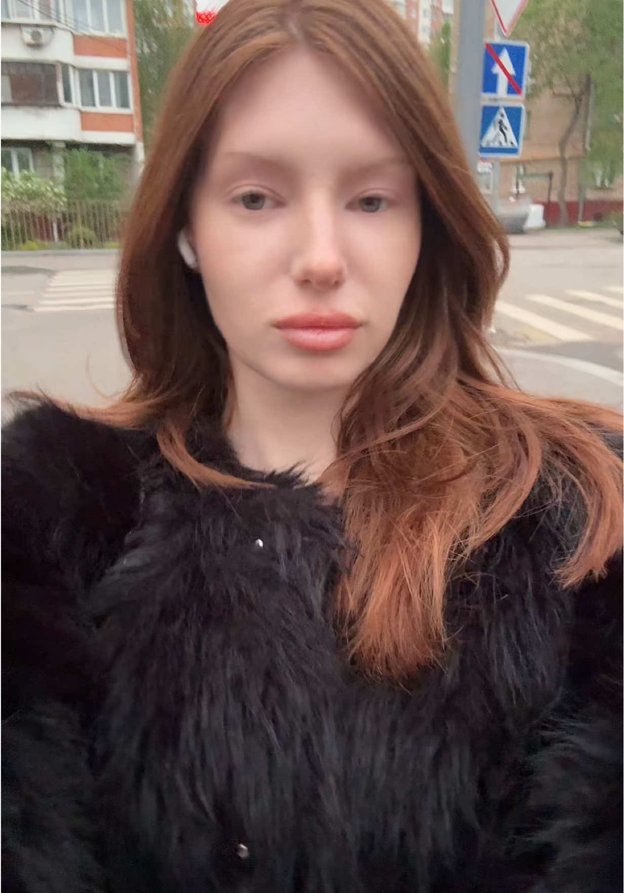 @Goldcherryy