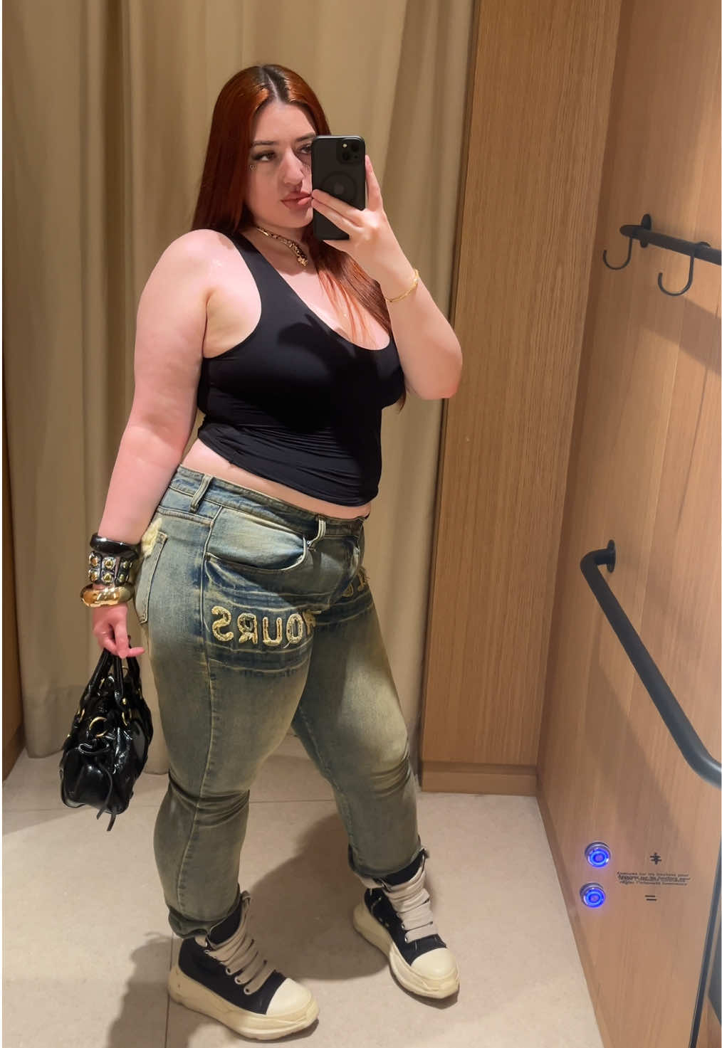 @adelynapeci
