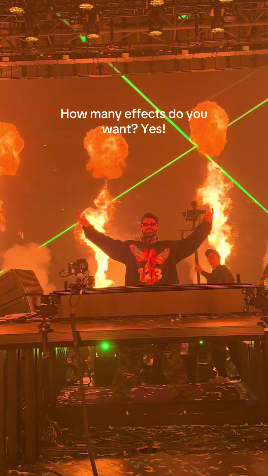 @WORLD CLUB DOME