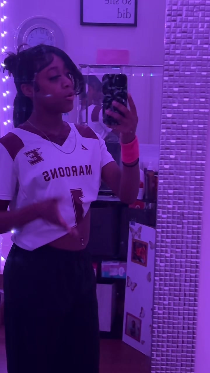 @tinyy 💋💸.