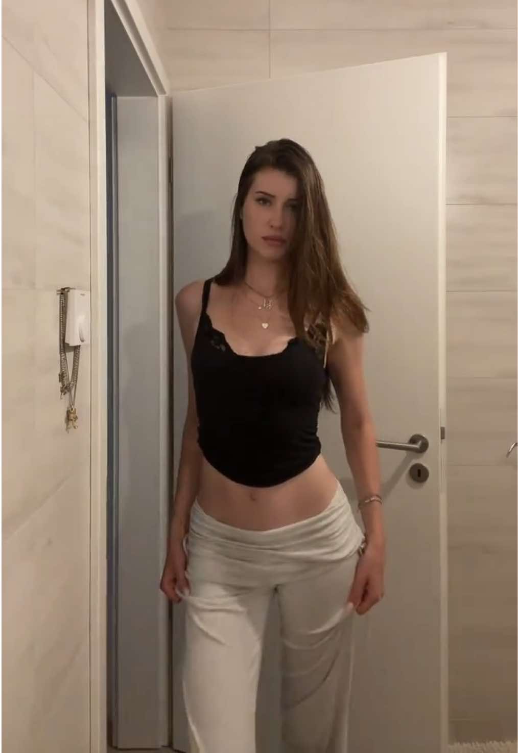 @annaiiiiiiiiiiiii