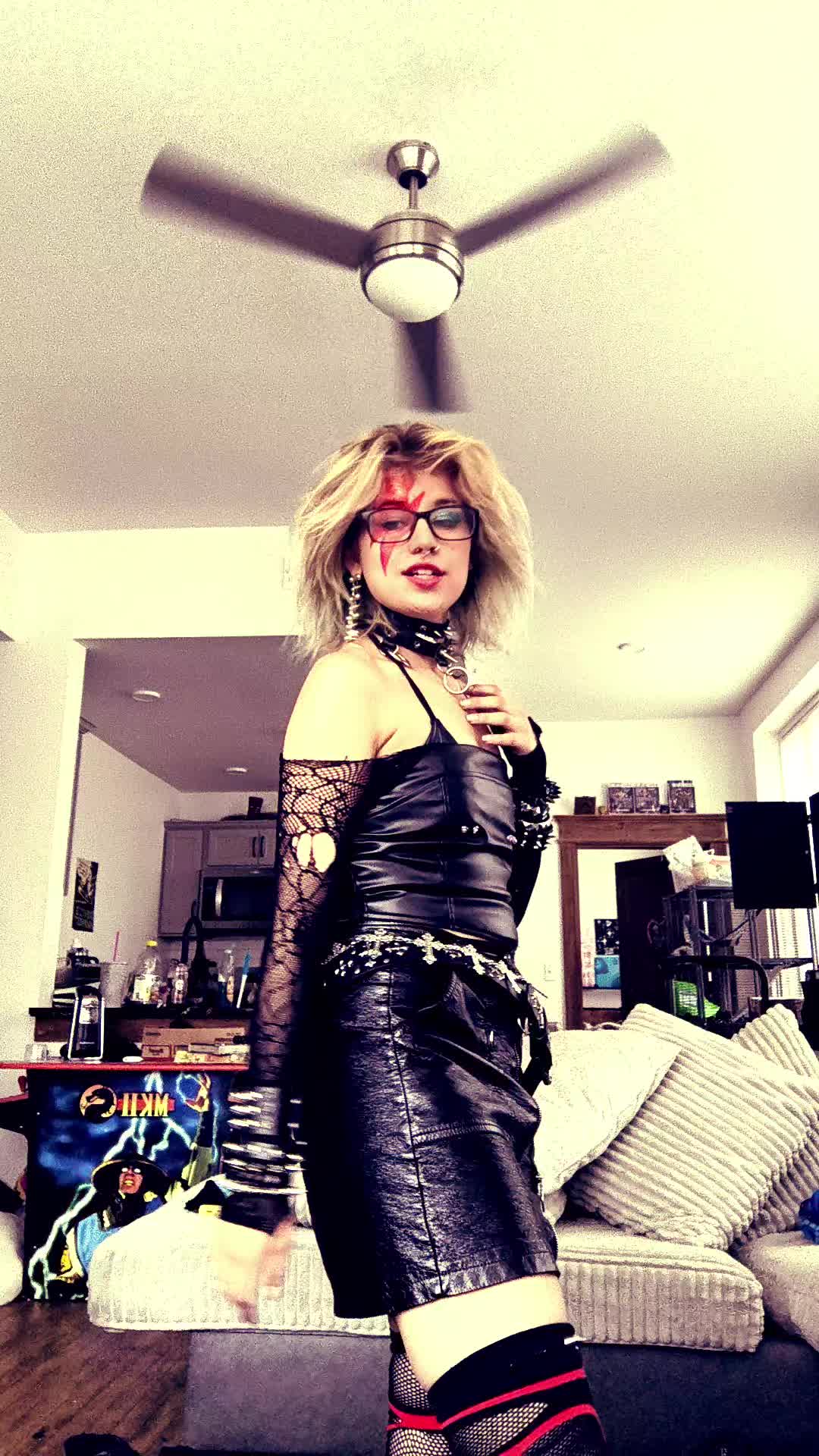 @cringekidwithaglowup