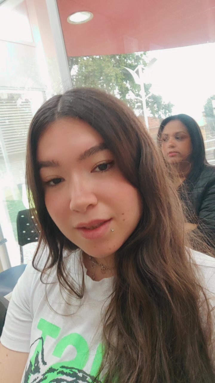@layla_valeriano