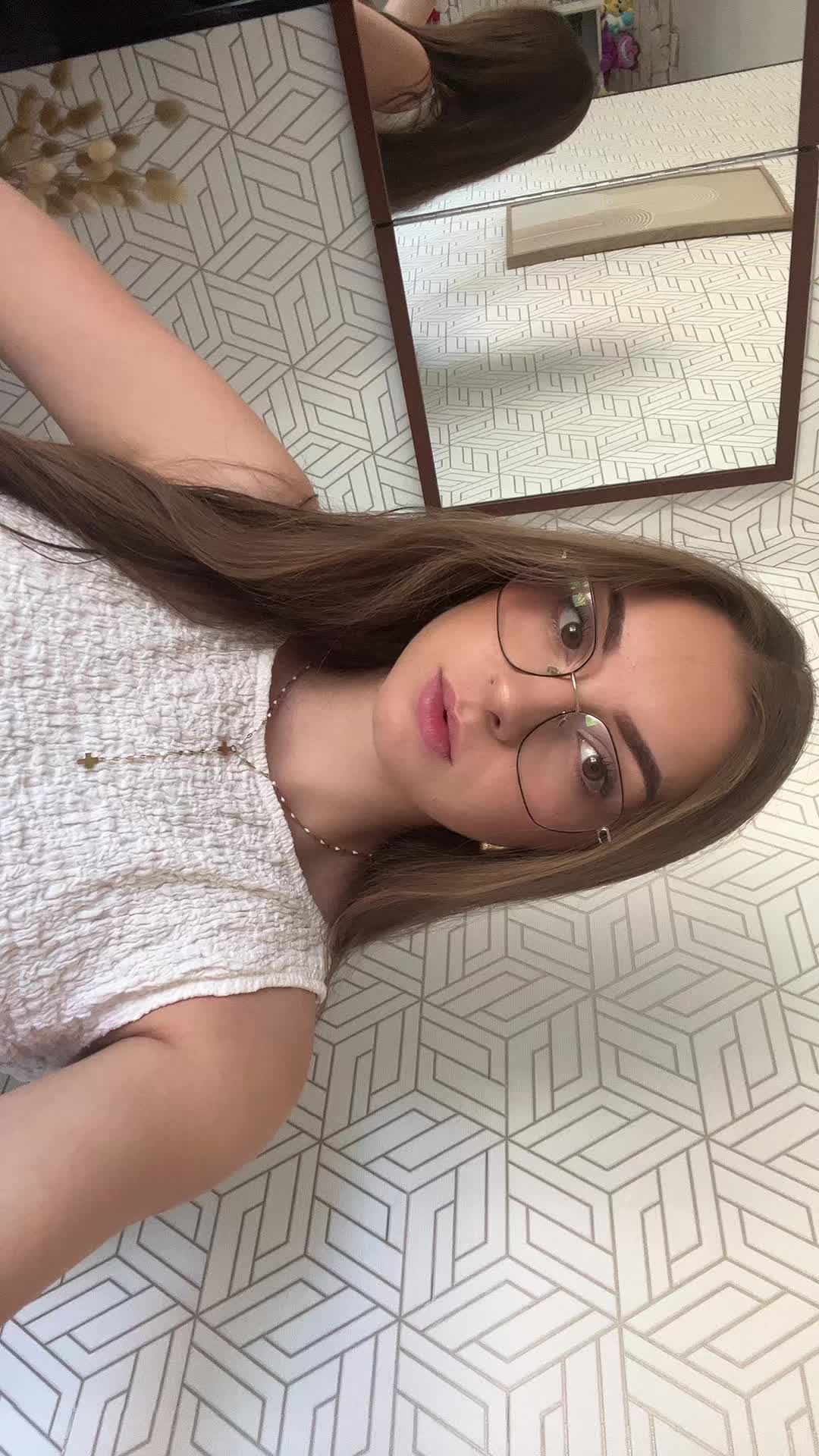 @Léa ๐