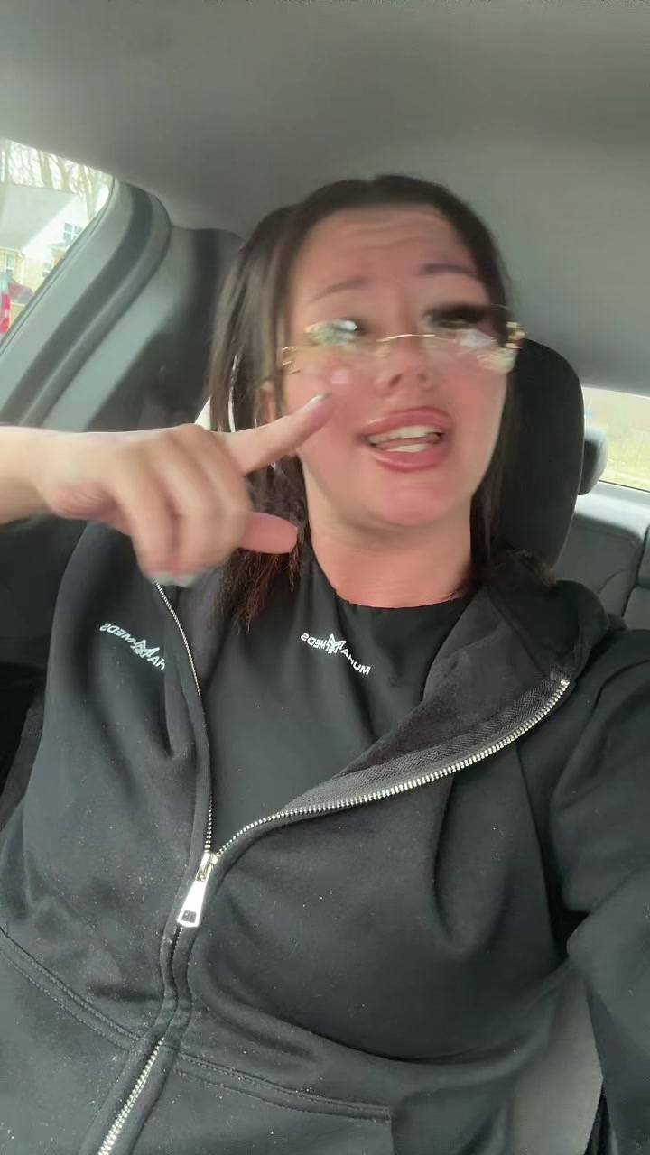 @sheeajanelle