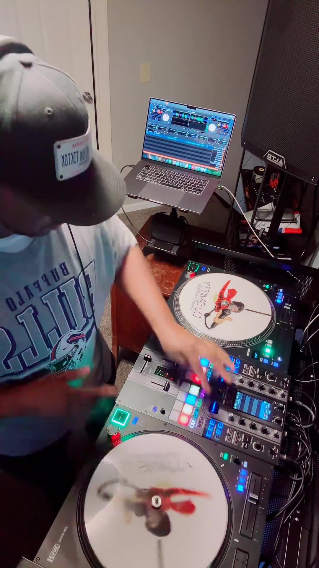 @Hi I’m Dj Smitty 👋🏾