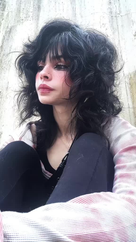 @bella