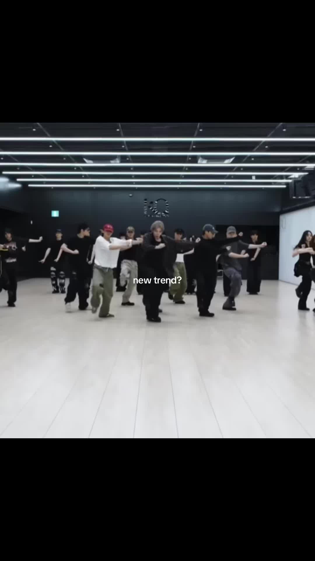 @𝒜𝓇𝒾𝓃🍒
