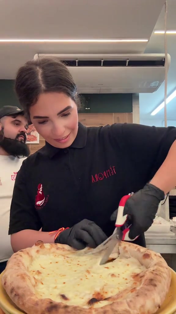 @LAFIGLIADELPIZZAIOLO