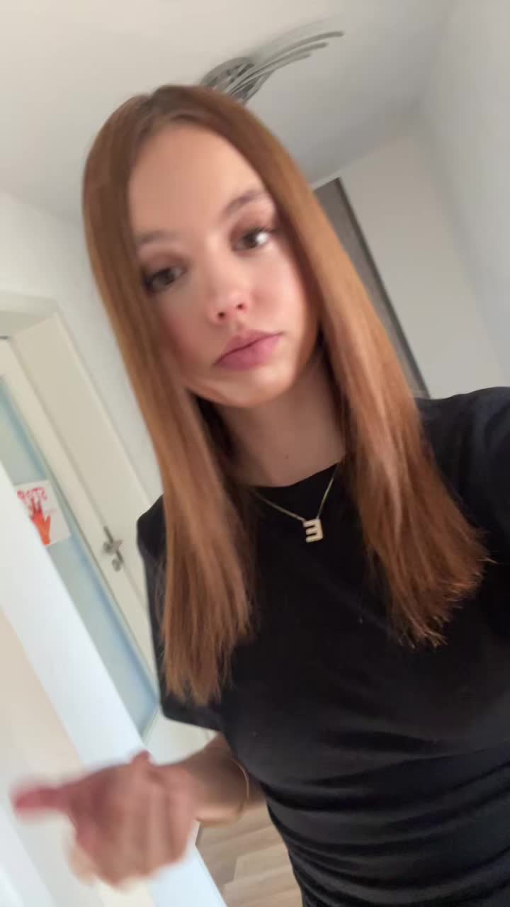 @𝐸🥂🦢