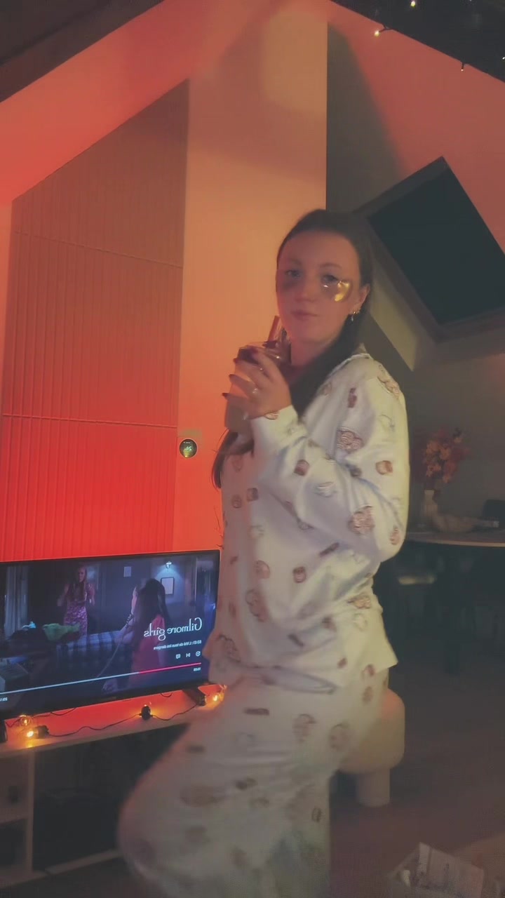 @𝚊𝚞𝚛𝚘𝚛𝚎 🌺