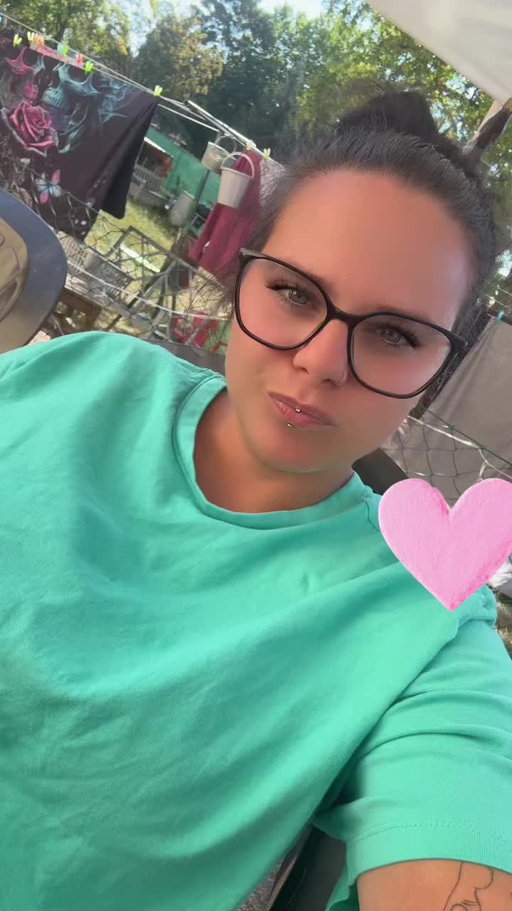 @_lischa95_