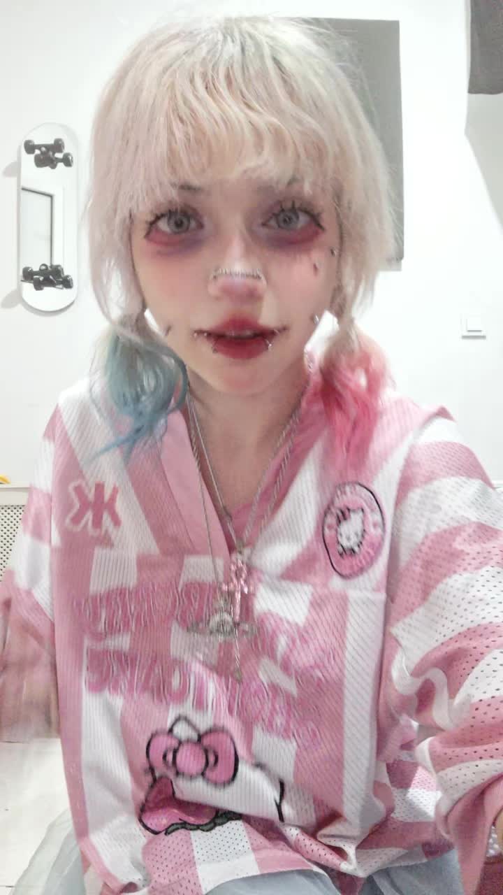 @April مهرسا هستم ولی