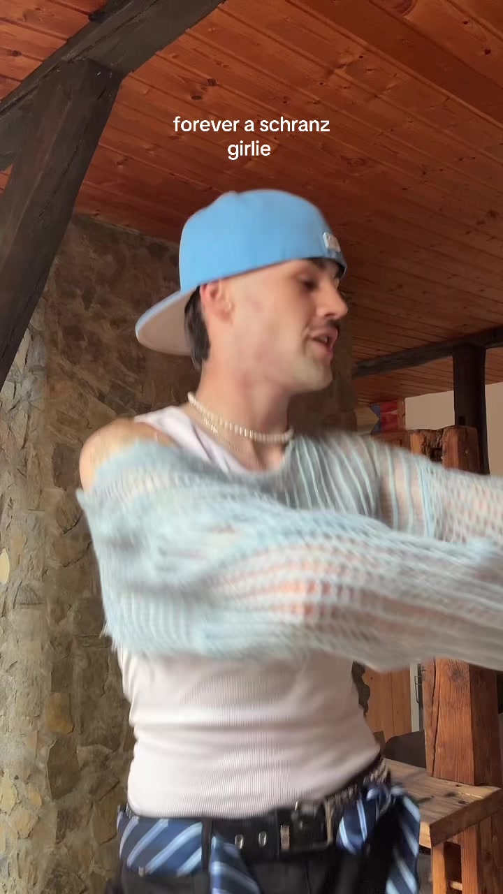 @luca 4̷4̷
