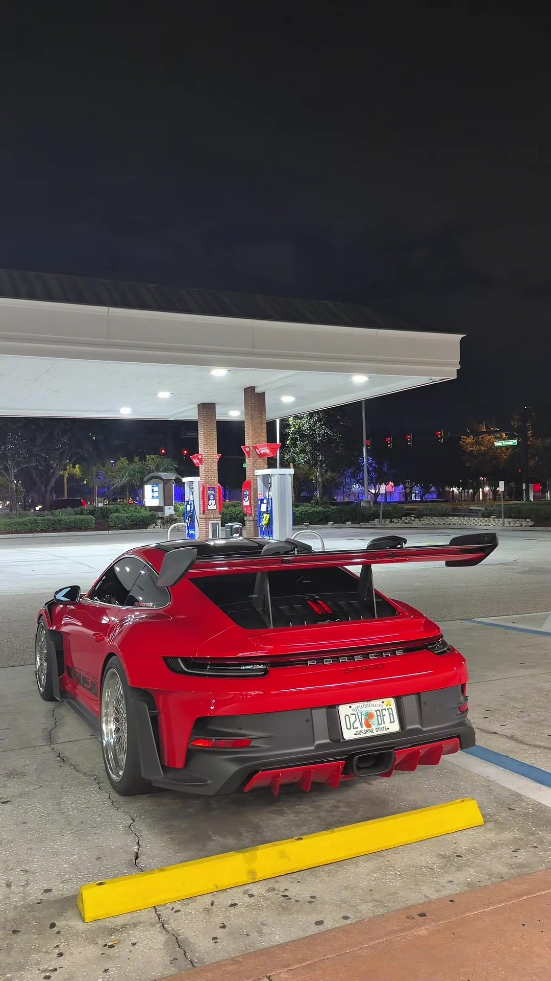 @supercarvicky