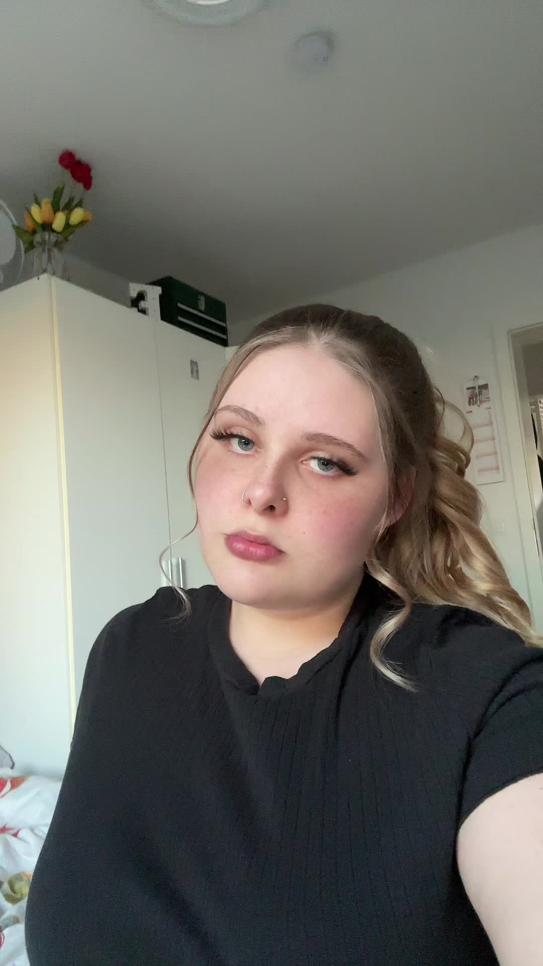 @𝐄𝐦𝐢𝐥𝐲💋