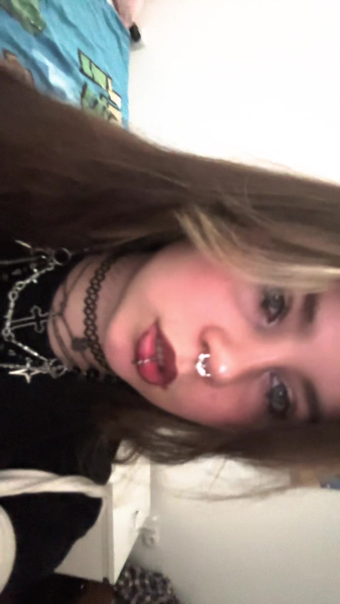 @ᶻ 𝘇 𐰁