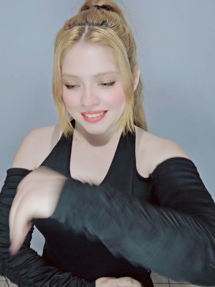 @Litzy Lee.