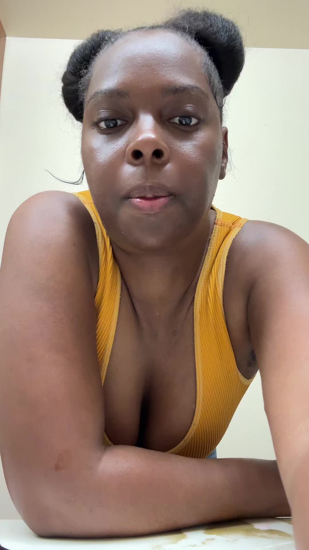 @MsLynell