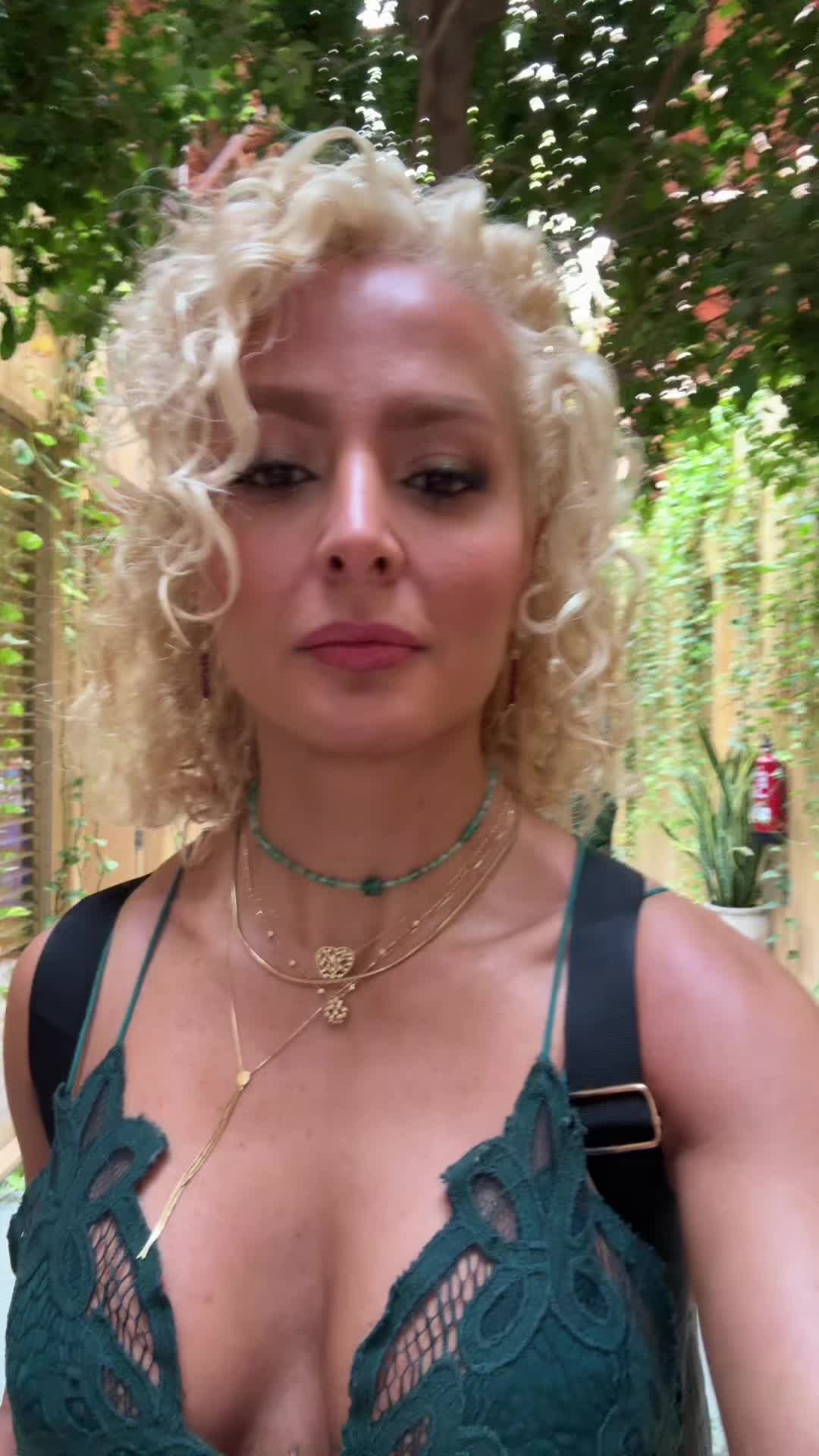 @El