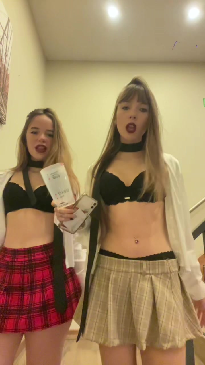 @lolaa