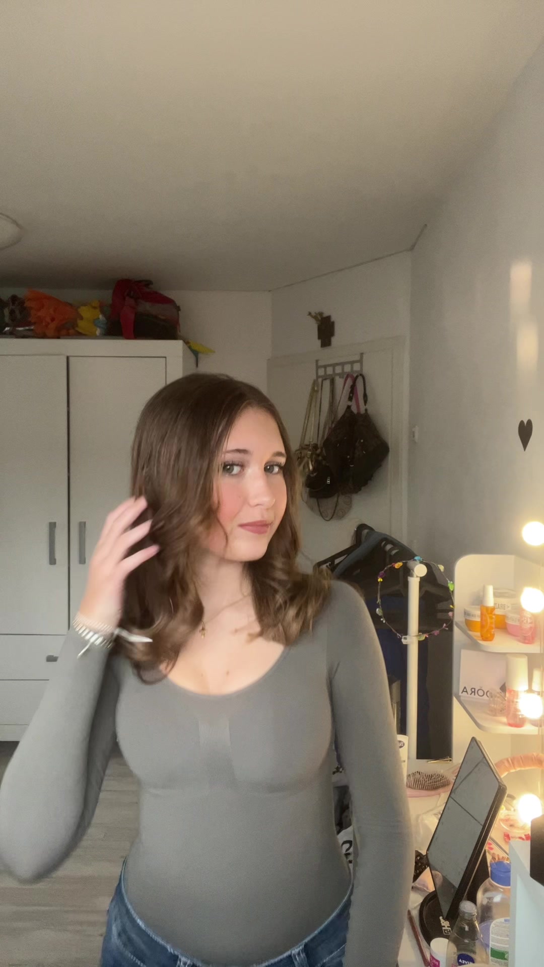 @𝐜𝐚𝐫𝐥𝐚
